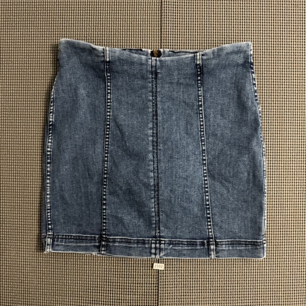 Free People Denim Mini Skirt Size 8 Blue High Waisted Back Zip Seamed Jean Skirt